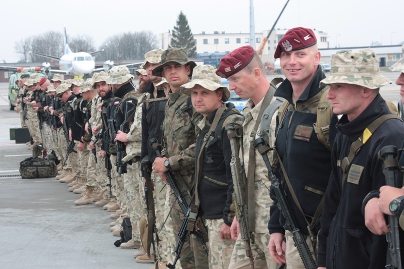 Żołnierze z Giżycka, Braniewa, Elbląga i Bartoszyc wracają z Afganistanu [ZDJĘCIA]