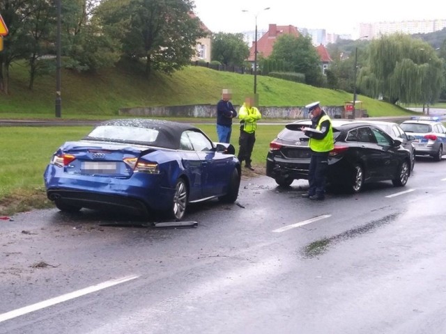 Do zderzenie czterech samochodów doszło między rondem Wyszyńskiego a al. ks. Andrzejewskiego w Gorzowie.