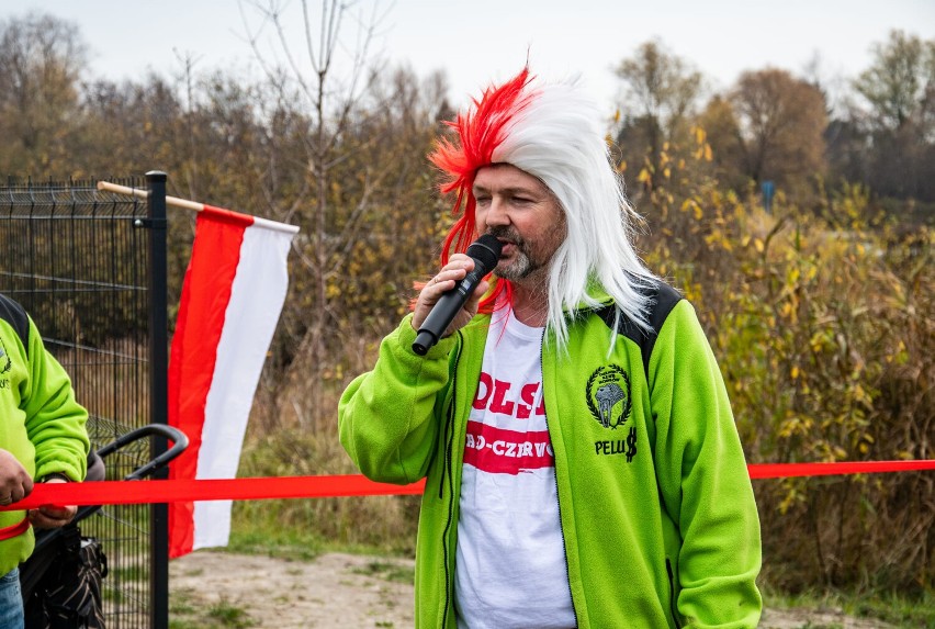 To było wyjątkowe morsowanie. Chełmski Klub Morsów obchodził w Dzień Niepodległości 10 rocznicę swojego powstania. Zobacz zdjęcia