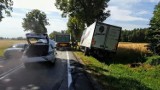 DK 74 Paradyż - Sielec. Wypadek z udziałem trzech samochodów. Ranny zabrany śmigłowcem do szpitala (FOTO)