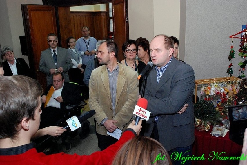 Konferencja o "Aktywizacji Osób Niepełnosprawnych..." w Urzędzie Marszałkowskim w Toruniu [zdjęcia]