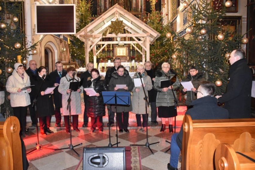 Krzycko Małe. Koncert kolęd i pastorałek  -  „Dziś nadzieja rodzi się” [ZDJĘCIA] 