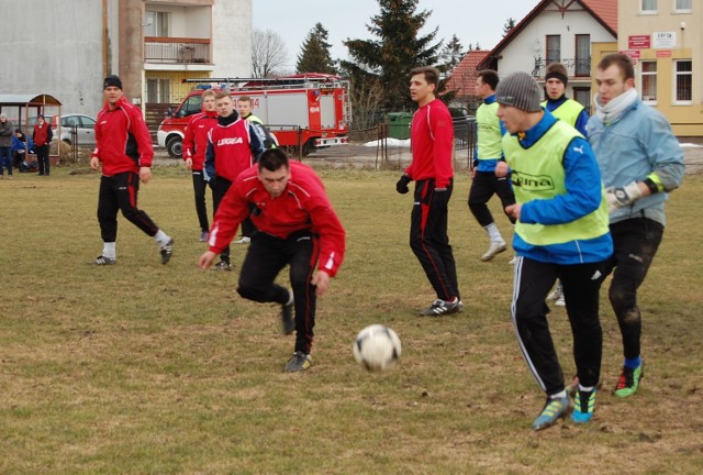 Mecz Żuław - Pomezania odbędzie się w sobotę 9 marca na stadionie w Nowym Dworze Gdańskim. Pierwszy gwizdek sędziego piłkarze i kibice usłyszą o godz.14