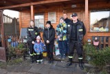 Strażacy z OSP Rokitki przekazali karmę podopiecznym OTOZ Animals Schroniska w Tczewie [ZDJĘCIA]
