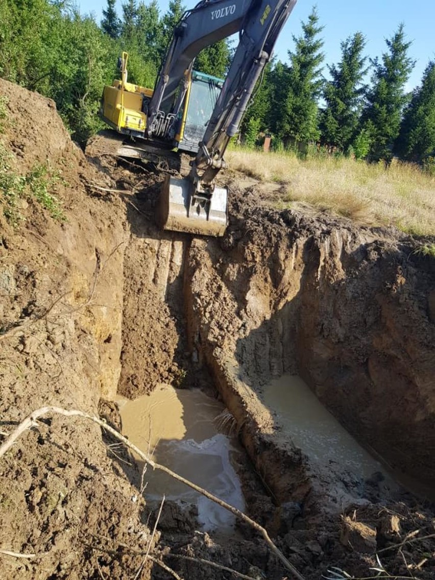 Darłowo: Stara rura powodem awarii, MPGK zapowiada inwestycje [ZDJĘCIA]