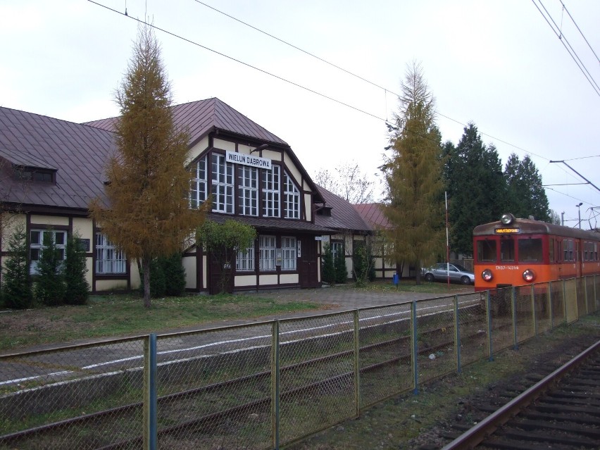 Dworzec Wieluń-Dąbrowa