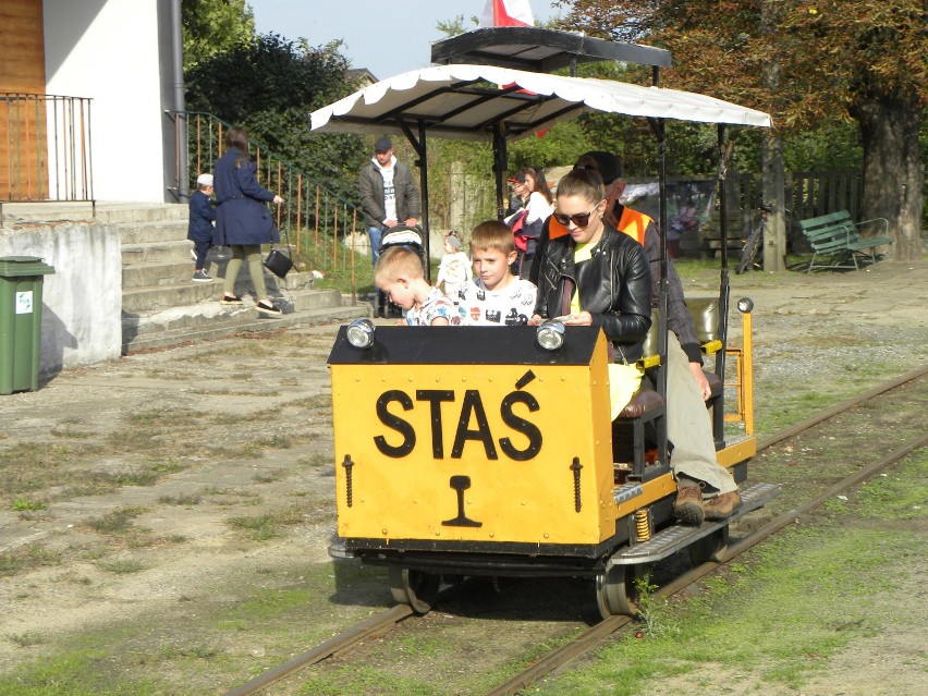 Spotkanie z kolejką wąskotorową w Zbiersku. ZDJĘCIA