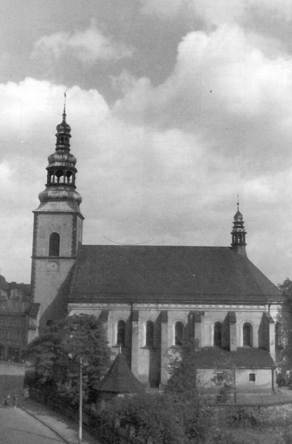 Kościół parafialny w Mysłowicach-Brzęczkowicach.