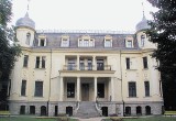 Perły województwa śląskiego: Pałac Schoena w Sosnowcu i Pałac w Rybnej