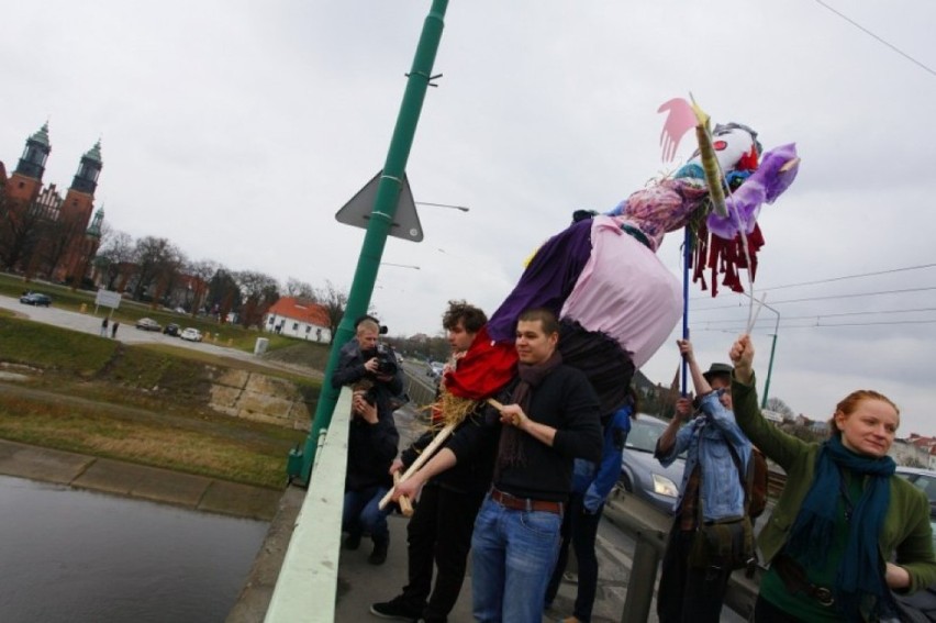 Tak poznaniacy witali wiosnę podczas Pogrzebu Zimy w 2014...