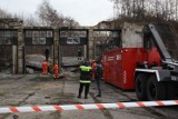 Pożar w Gdańskiej Stoczni Remontowej. Ogień przy magazynie z farbami został ugaszony