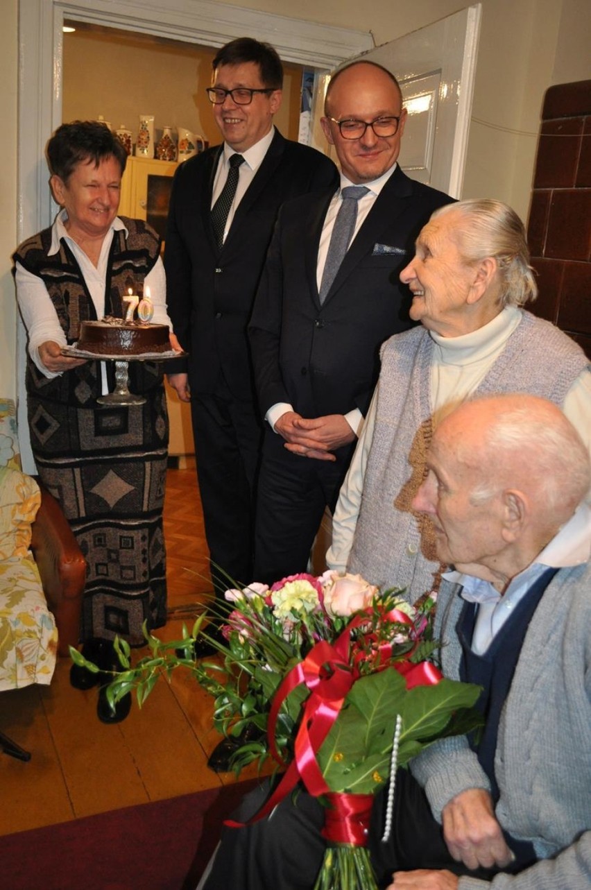 Teresa i Zenon Stawiccy z Włocławka obchodzili 70 rocznicę ślubu [zdjęcia]