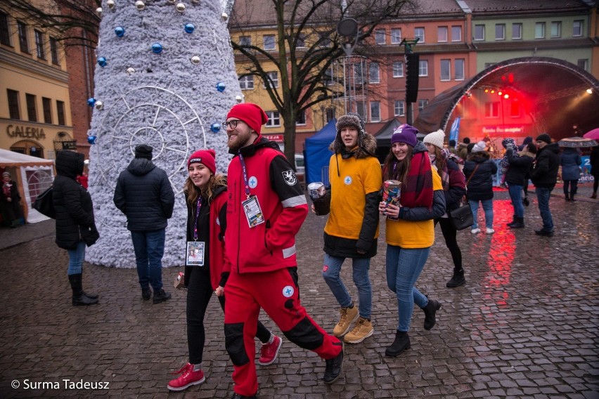 Stargardzki 27. finał Wielkiej Orkiestry Świątecznej Pomocy na Rynku Staromiejskim [ZDJĘCIA, WIDEO]