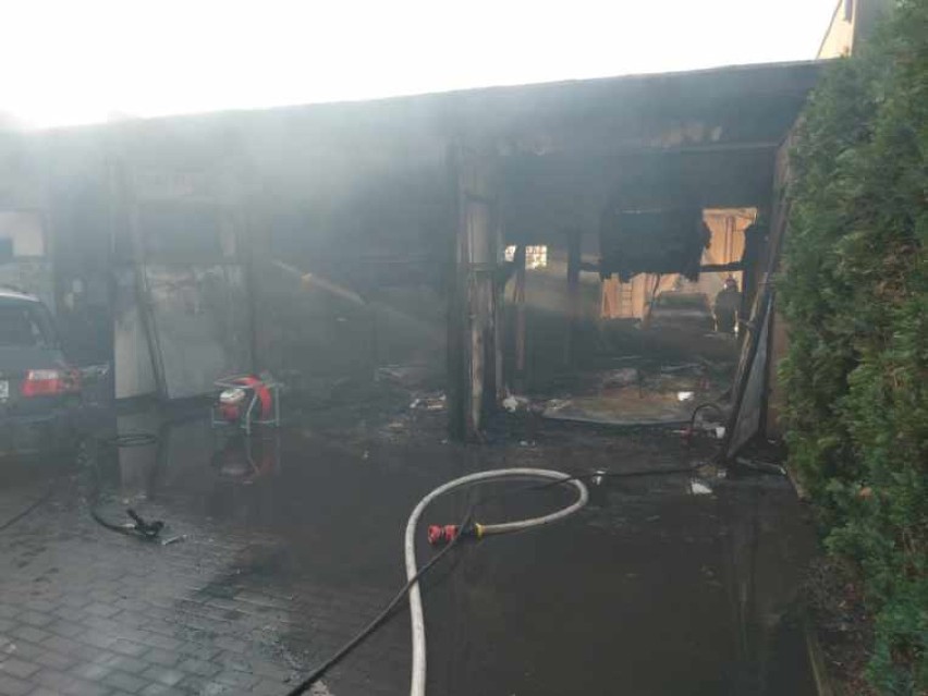 Pożar w warsztacie samochodowym w Żninie