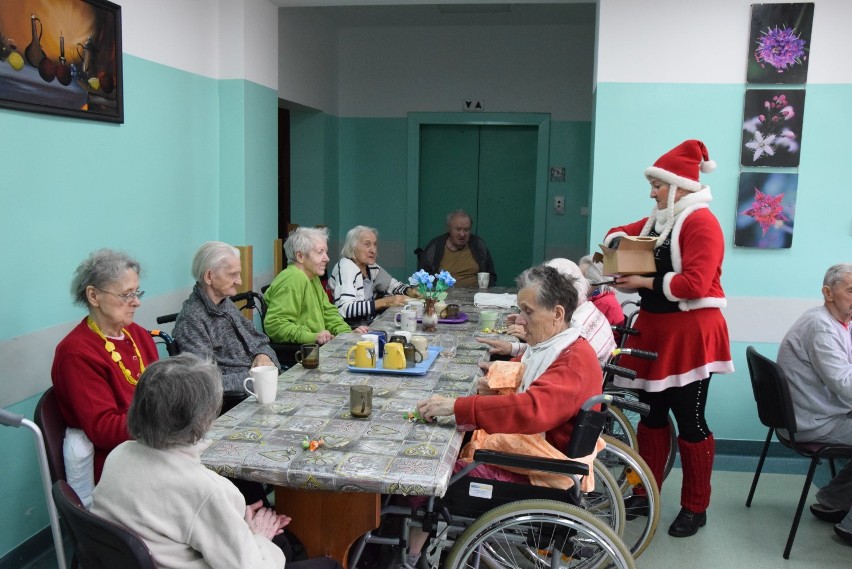 MotoMikołaje odwiedziły miastecki szpital (FOTO)