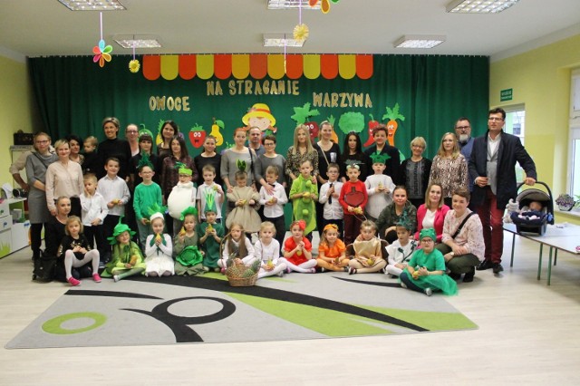 Dzieciaki z przedszkola numer 8 w Staszowie uczyły się na temat zdrowego odżywiania