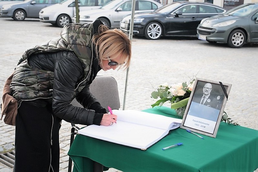 Konin pożegnał zamordowanego prezydenta Gdańska Pawła Adamowicza