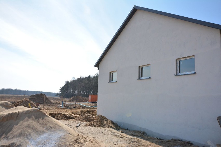 Trwa uzbrojenie terenów inwestycyjnych w gminie Łubowo