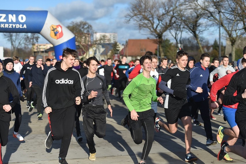 Bieg Gwiazdkowy przy leszczyńskim stadionie odbył się już 23 raz [ZDJĘCIA]