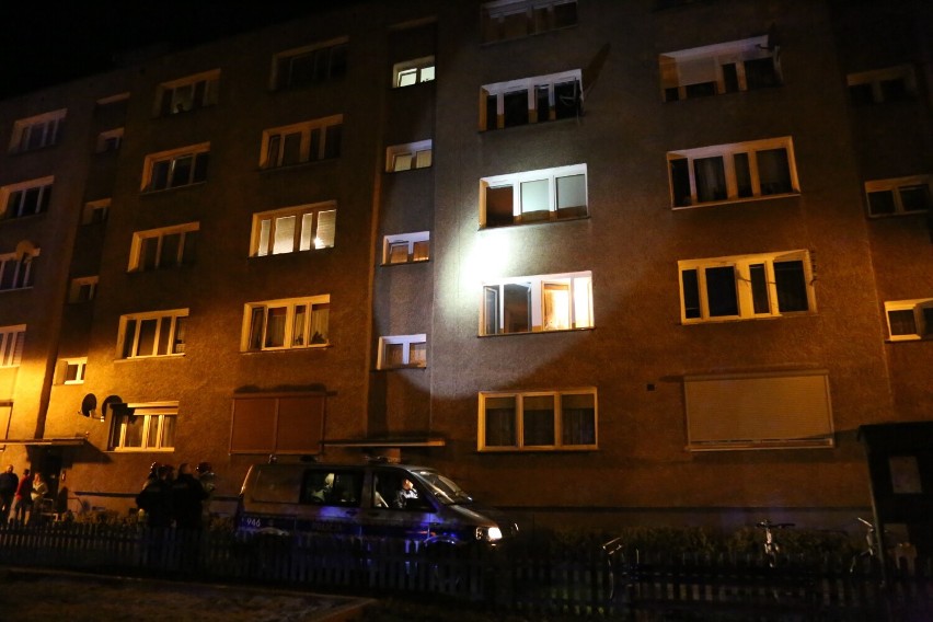 Nocna akcja wolsztyńskich służb na osiedlu SM Zjednoczenie.