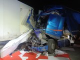 Wypadek na autostradzie A1 między Kamieńskiem a Piotrkowem Trybunalskim. Zderzyły się 2 ciężarówki. ZDJĘCIA
