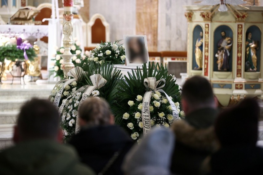 Czy policja z Andrychowa zrobiła wszystko, by odnaleźć Natalkę? Zamarzała, a machina poszukiwań ruszała powoli