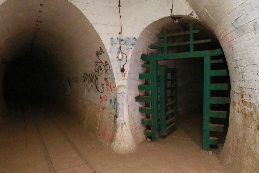 Podziemia bunkrów MRU to największe w Polsce i jedno z...