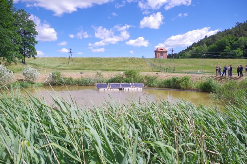 Gm. Kolbudy: Pierwsza instalacja fotowoltaiczna na wodzie powstanie na zbiorniku wodnym w Łapinie [ZDJĘCIA]