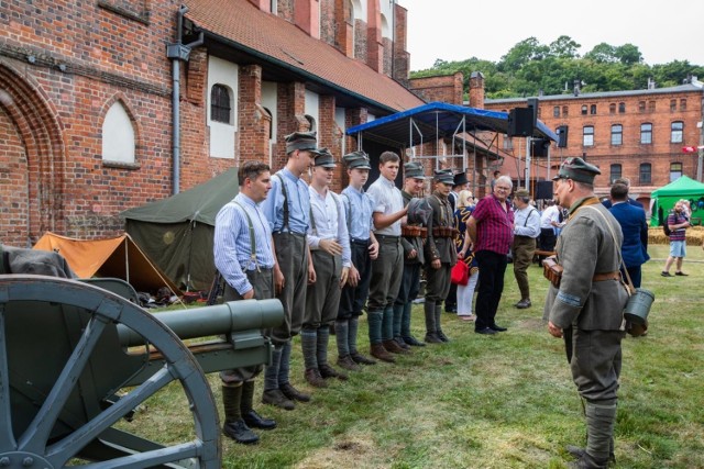 15 sierpnia to nie tylko święto Wojska Polskiego, ale również święto kościelne - Wniebowzięcia Najświętszej Marii Panny.