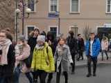 „Biały marsz” w Wodzisławiu Śl. Młodzież na ulicach miasta [ZDJĘCIA]