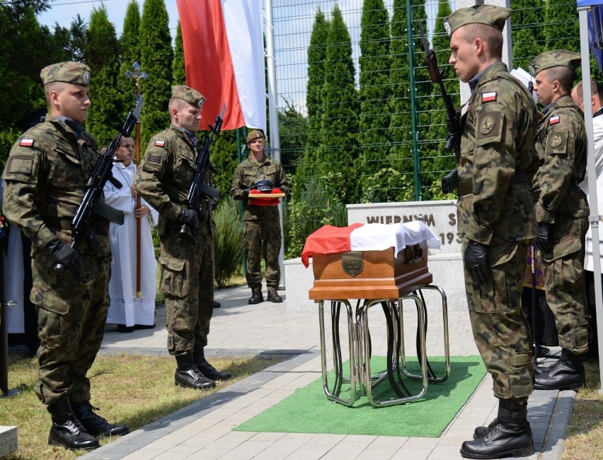 Uroczystości pogrzebowe kpt. WOJCIECHA STYPUŁY ps. „Bartek”