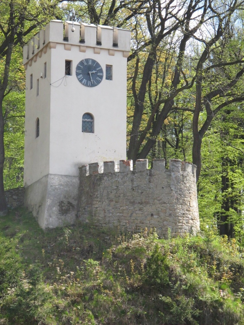 1. Wieża Anna w Szczawnie-Zdroju...