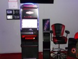Kościan. Funkcjonariusze Krajowej Administracji Skarbowej zajęli 7 automatów do gier hazardowych [FOTO]