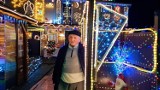 Henryk Jaschik z Krapkowic - pasjonat świątecznych iluminacji rozświetlił swój dom 40 tys. lampek