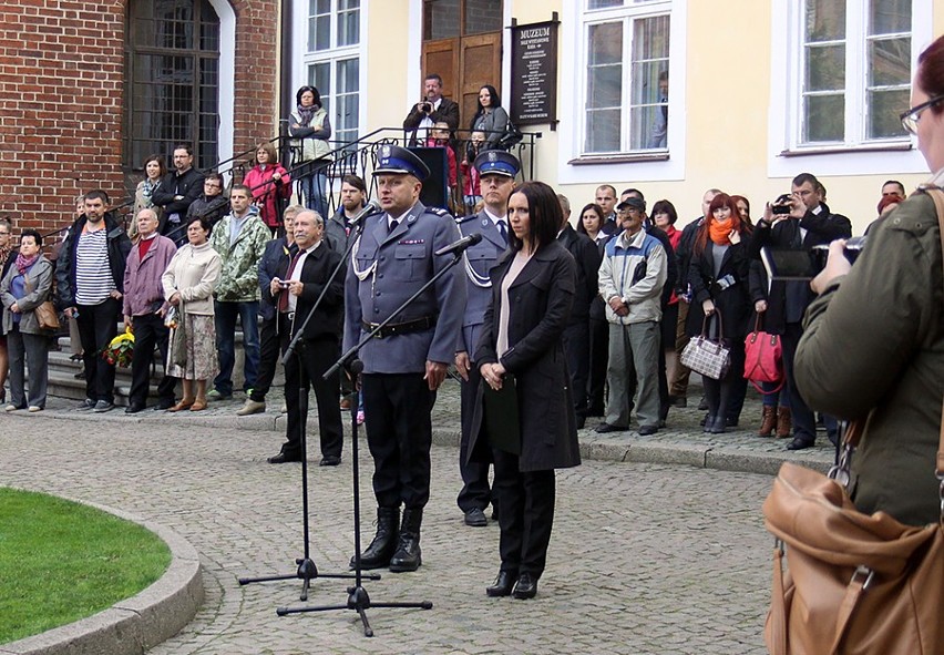 Ślubowanie nowych policjantów w Olsztynie. Zobacz zdjęcia!