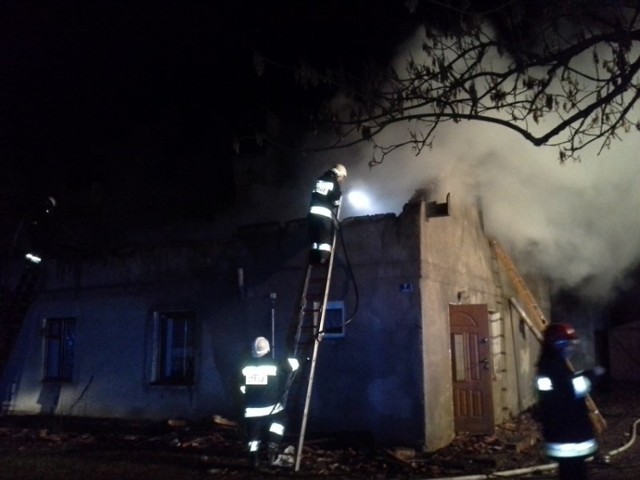 Pożar w Brzozowie. Palił się budynek mieszkalny