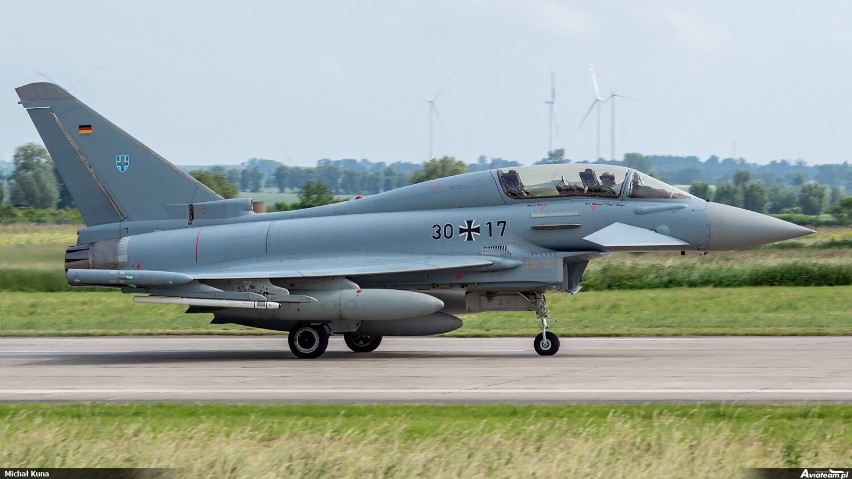 Malbork. Niemieccy piloci na Eurofighterach z krótką wizytą w 22 BLT. Na dłużej zagoszczą MiGi-29 z Mińska Mazowieckiego