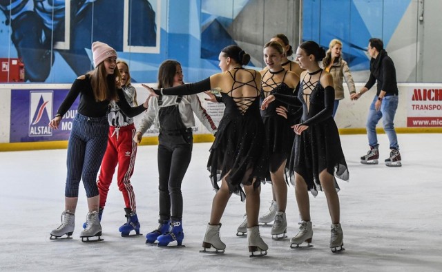 Z okazji Dnia Kobiet na lodowisku Torbyd odbyła się impreza „Lejdis Disco Lodowisko”. Dla uczestników przygotowano zabawy na łyżwach i nagrody. Taneczne party w rytmach disco poprowadził Dj DNU.