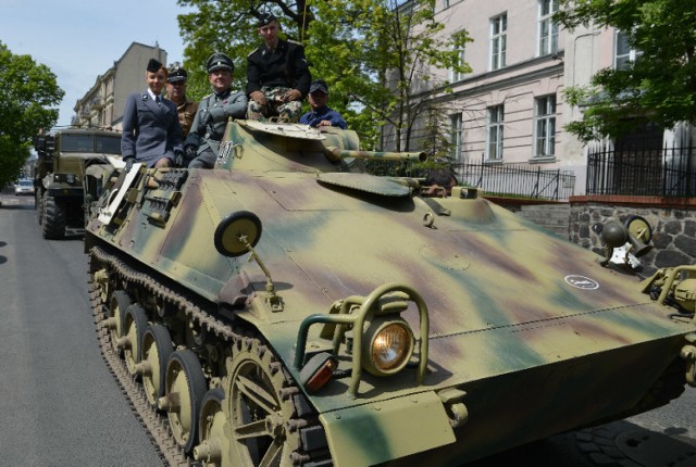 Na ulicy Dziekańskiej będzie można zobaczyć między innymi niemiecki pojazd rozpoznawczy Schützenpanzer SPz 11-2 zbudowany na podstawie francuskiego Hochkiss’a TT6.