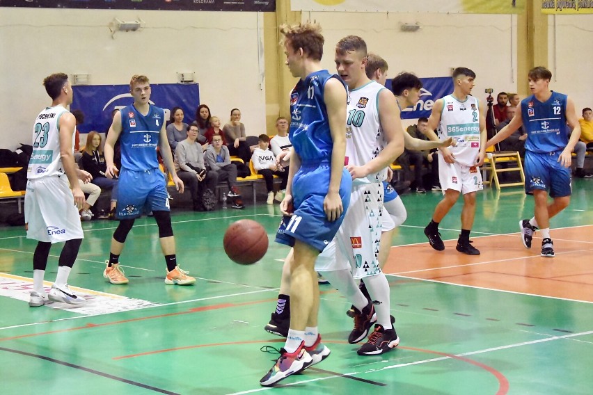 Koszykówka. W meczu na szczycie III ligi Basket Powiat Pilski pokonał Wilki Morskie. Zobaczcie zdjęcia