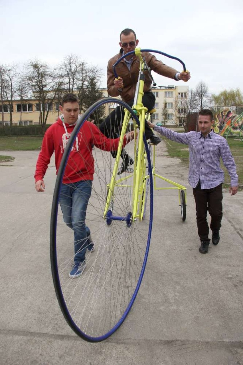 Gigantyczny rower wągrowiceckich Gigantów