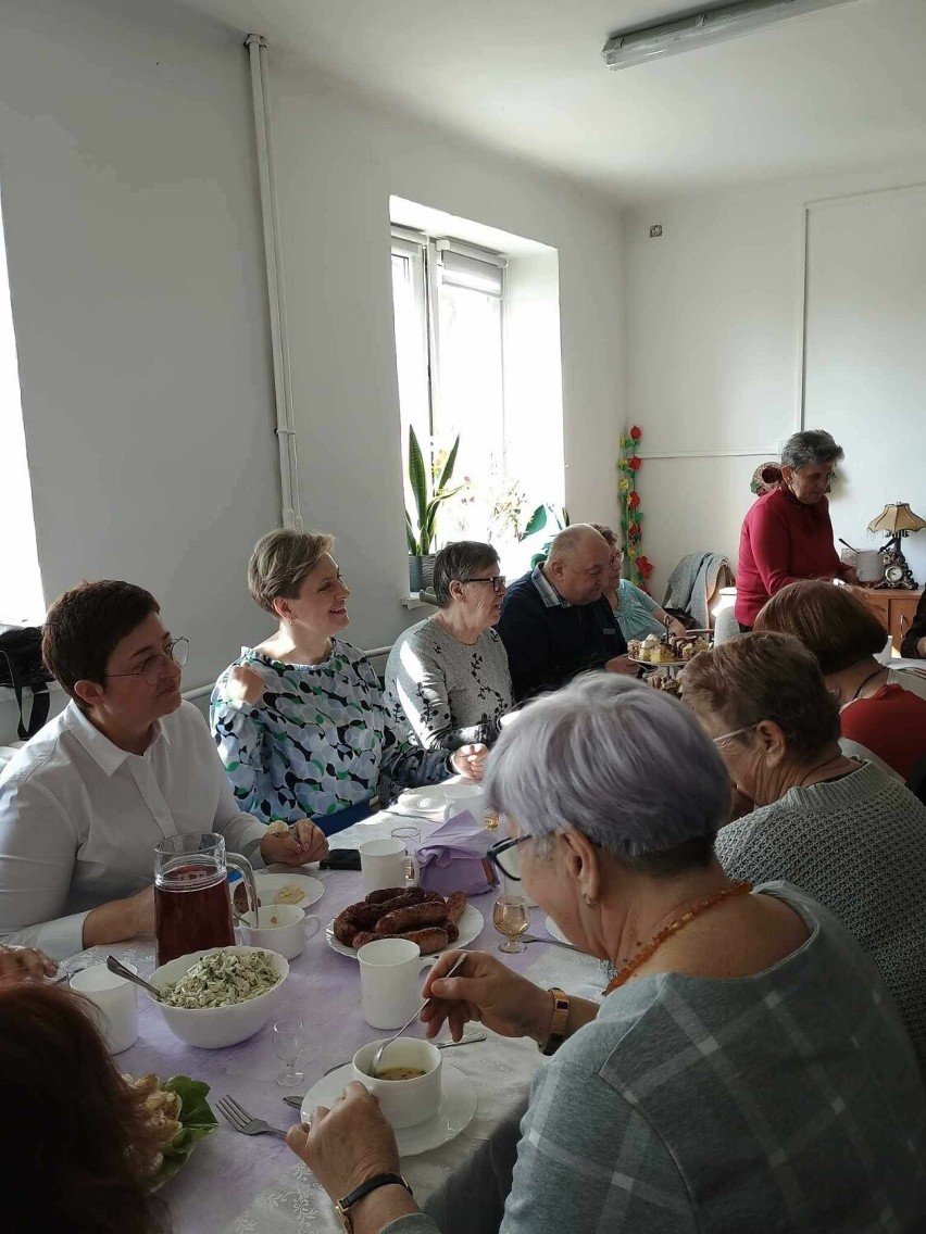 Wielkanocne spotkanie seniorów w Wierzbicy. Zobacz zdjęcia