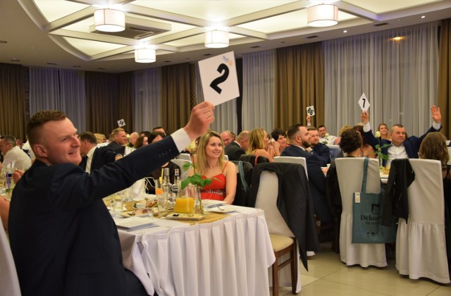 Bal charytatywny Rotary Centrum i Klubu Biznesu Olimpia Grudziądz w restauracji Rudnik