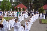 Pierwsza Komunia Święta w Olkuszu. W parafii św. Maksymiliana Kolbego do sakramentu przystąpiło 150 dzieci. ZDJĘCIA