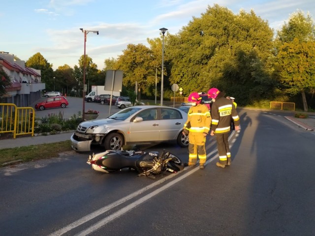 Policjanci i strażacy interweniowali między innymi przy wypadku w Chełmnie