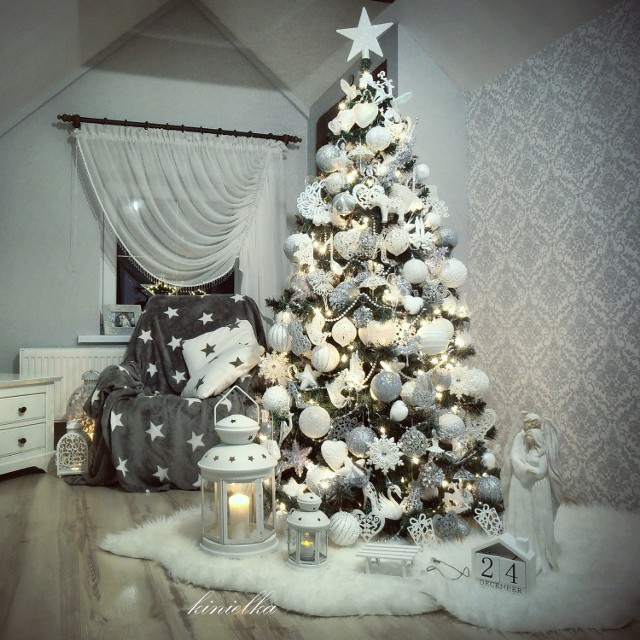 Przyślijcie do nas zdjęcia swoich choinek na online@pomorska.pl, a stworzymy z nich świąteczną galerię.