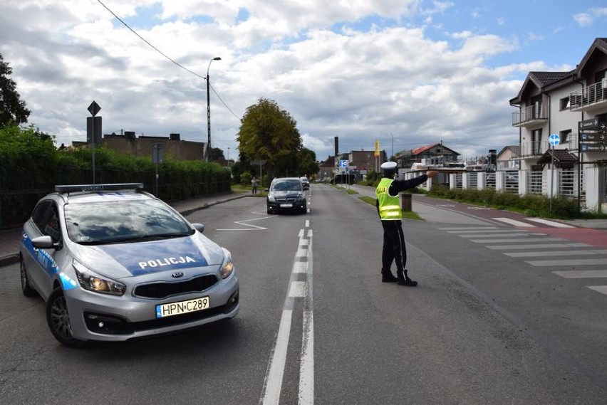 W weekend, drogami powiatu puckiego będą przechodzić pielgrzymi, w związku z czym policjanci apelują do kierowców o zachowanie szczególnej ostrożności oraz uzbrojenie się w cierpliwość