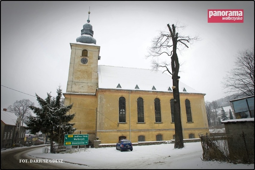 Kościół św. Jadwigi w Walimiu - jeden z najbardziej...