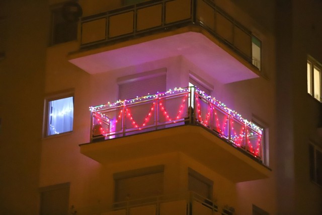 Mieszkańcy osiedla Górczyn w Gorzowie co roku ozdabiają swoje balkony.