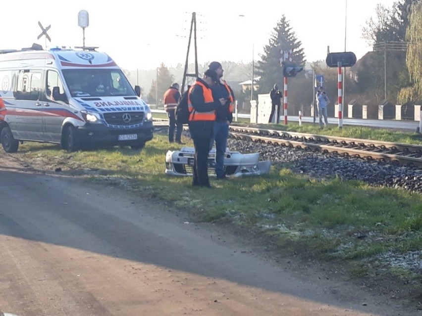 Janusz Dzięcioł zginął w wypadku samochodowym na przejeździe kolejowym pod Grudziądzem [zdjęcia]